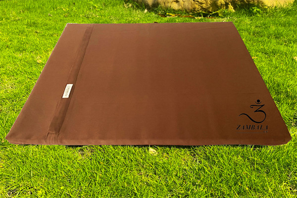 Tọa cụ chữ nhật 60x70 cm, vải thô, ruột PE không lún, dùng để lễ lậy, ngồi tụng kinh, thiền, hàng phổ thông dùng cho các đạo tràng