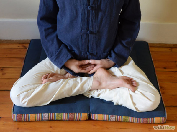 ĐỆM NGỒI THIỀN – NGƯỜI BẠN ÂM THẦM CỦA NGƯỜI HÀNH GIẢ