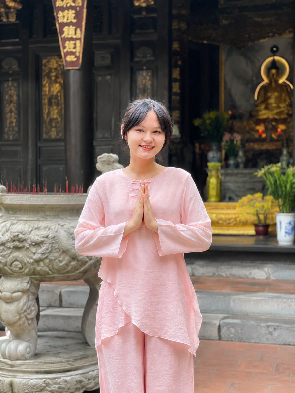 Ngồi thiền nên mặc gì? Cách chọn trang phục phù hợp