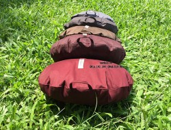 Bồ đoàn, đệm, thảm, gối ngồi thiền, hình tròn, ruột vỏ đỗ xanh, size 40x7 cm, màu nâu, đỏ, vải kaki cao cấp, đô hỗ trợ đấc lực tư thế kiết tường